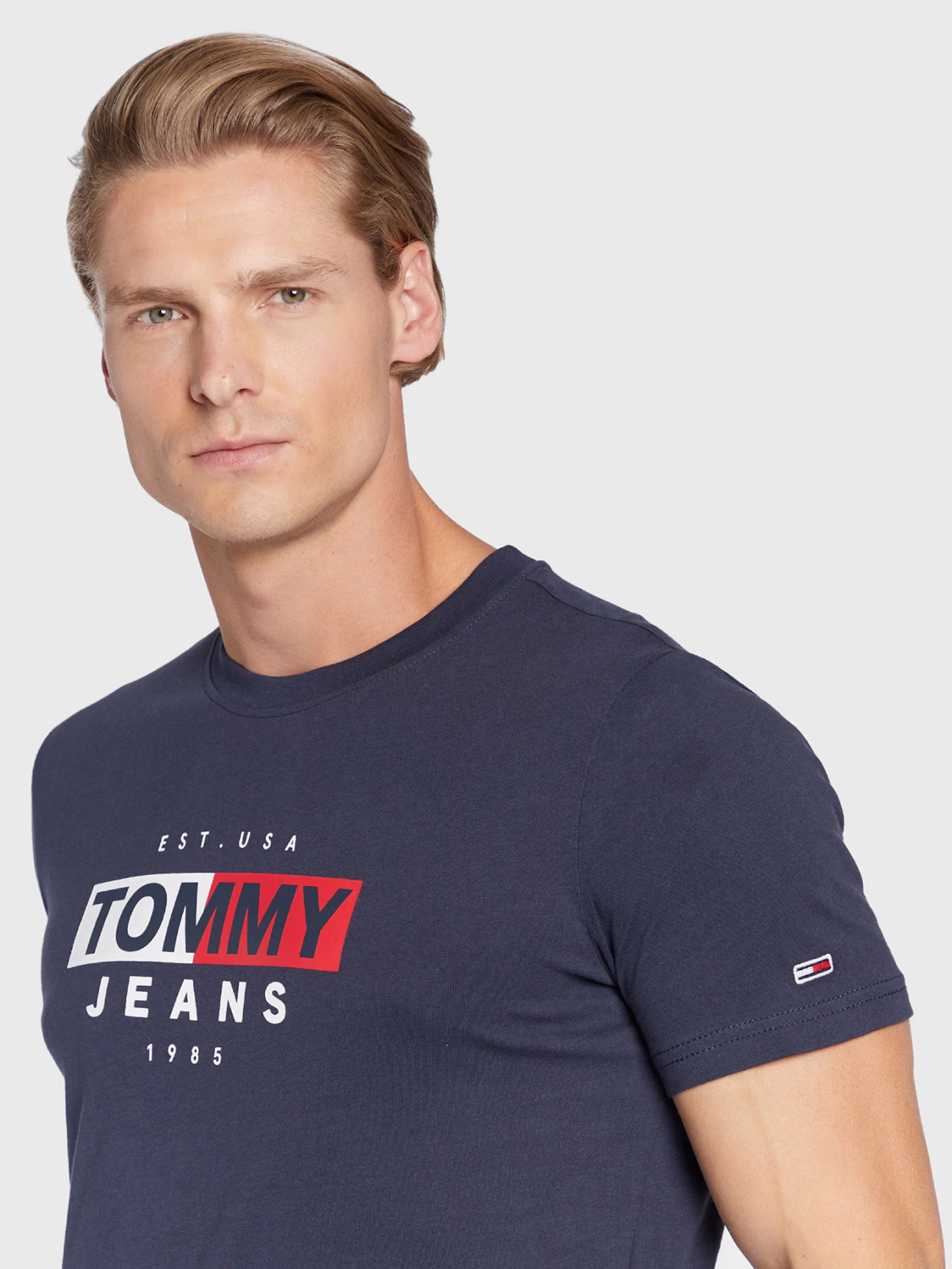 Tommy Jeans pánské modré tričko ENTRY FLAG - S (C87)