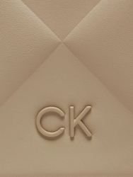 Calvin Klein dámská béžová kabelka - OS (PEA)
