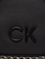 Calvin Klein dámská černá ledvinka - OS (BEH)