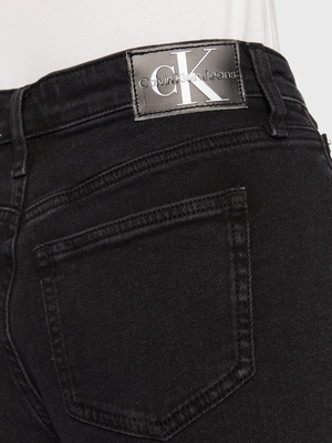 Calvin Klein dámské černé džínové šortky - 25/NI (1BY)