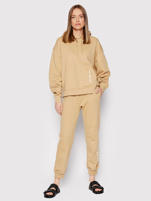 Calvin Klein dámské světle hnědé tepláky - M (AB0)