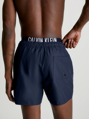Calvin Klein pánské modré plavky - S (DCA)