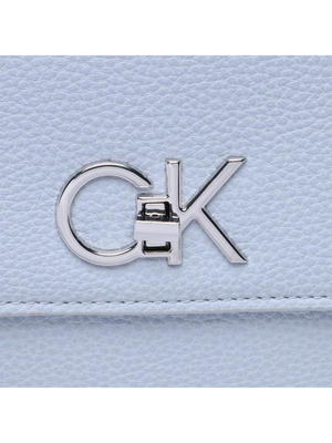Calvin Klein dámská světle modrá crossbody kabelka - OS (DYI)