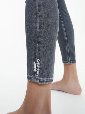 Calvin Klein dámské šedé džíny - 26/NI (1BZ)