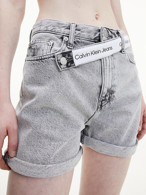 Calvin Klein dámské džínové Mom šortky  - 27/NI (1BZ)