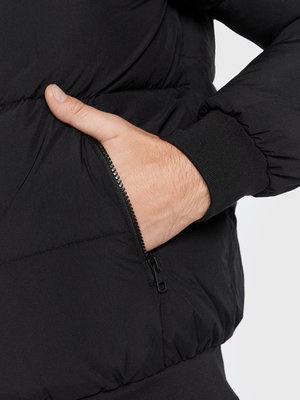 Calvin Klein pánská černá bunda  - M (BEH)
