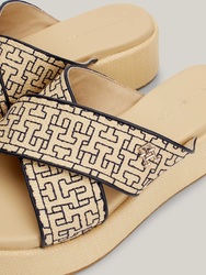 Tommy Hilfiger dámské béžové nazouváky - 38 (0F4)
