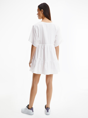 Tommy Jeans dámské bílé šaty TIERED KAFTAN  - M (YBR)