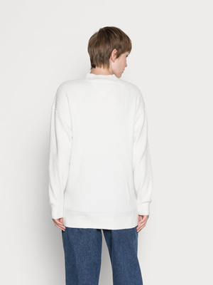 Tommy Jeans dámský bílý svetr LOFTY TURTLENECK  - XS (YAP)