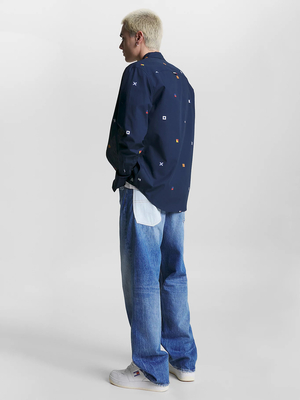 Tommy Jeans pánská tmavě modrá košile FLAG CRITTER - M (DW5)