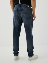 Calvin Klein pánské modré džíny Slim Taper - 30/32 (1BJ)