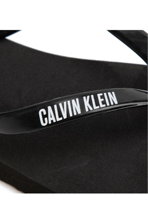 Calvin Klein dámské černé žabky  - 35/36 (BEH)