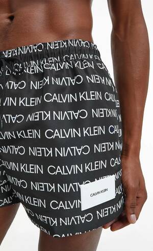 Calvin Klein pánské černé plavky - XL (0GJ)