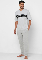 Calvin Klein pánské šedé tričko Logo - L (080)