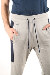 Guess pánské šedé tepláky Jake - L (M90)