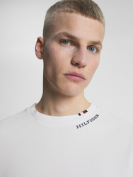 Tommy Hilfiger pánské bílé tričko - XXL (YBR)
