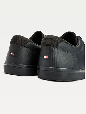 Tommy Hilfiger pánské černé tenisky - 44 (BDS)