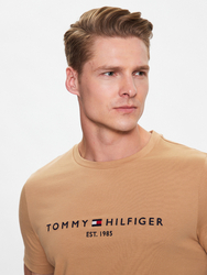 Tommy Hilfiger pánské hnědé triko Logo - L (RBL)