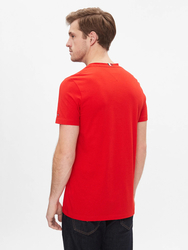Tommy Hilfiger pánské červené triko Emblem - L (XND)