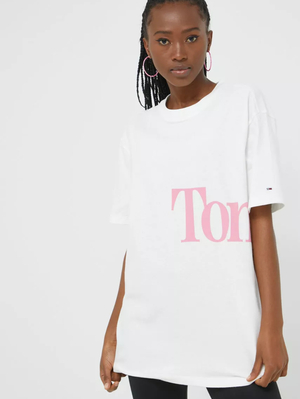 Tommy Jeans dámské bílé tričko OVRSZD BOLD TOMMY - XS (YBL)