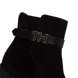 Tommy Hilfiger dámské černé kotníkové boty - 38 (990)