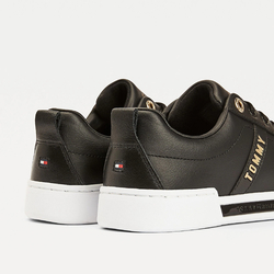 Tommy Hilfiger dámské černé tenisky Branded outsole strappy - 36 (BDS)