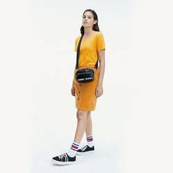 Tommy Hilfiger dámské hořčicové tričko Jersey - XS (ZBC)
