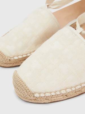 Tommy Hilfiger dámské krémové espadrilky - 38 (0K8)