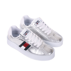 Tommy Hilfiger dámské stříbrné tenisky Metallic