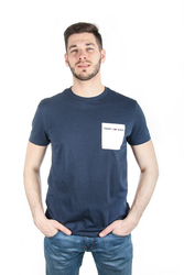 Tommy Hilfiger pánské tmavě modré tričko s kapsičkou Contrast