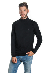 Tommy Hilfiger pánský černý svetr s rolákem Basic
