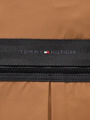 Tommy Hilfiger pánský hnědý batoh - OS (GWJ)