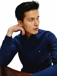 Tommy Hilfiger pánský tmavě modrý svetr Double - S (CUN)