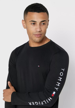 Tommy Hilfiger pánské černé tričko s dlouhým rukávem - M (BDS)