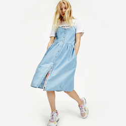 Tommy Jeans dámské džínové šaty Chambray - M (1AJ)