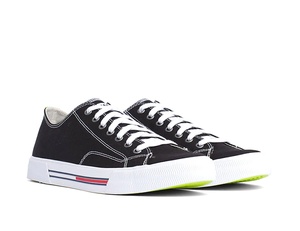Tommy Jeans pánské černé plátěné tenisky - 41 (990)