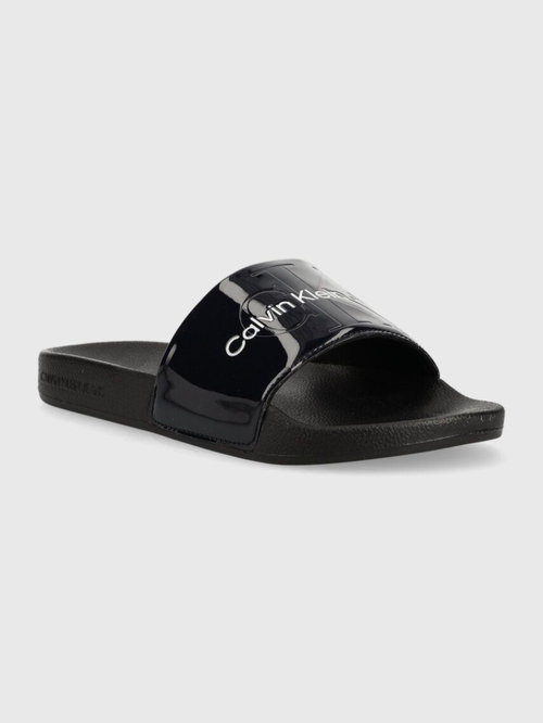 Calvin Klein dámské tmavě modré pantofle SLIDE METALLIC MONOLOGO