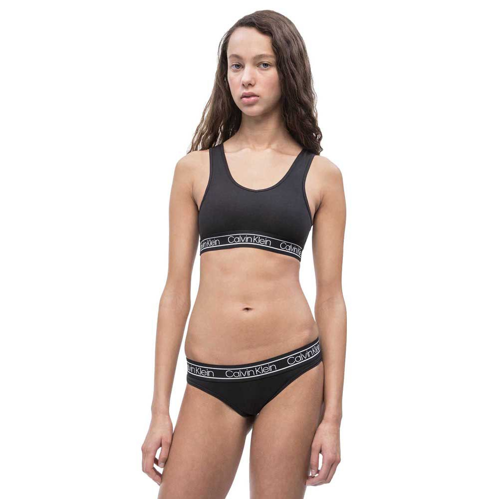 detail Calvin Klein dámská černá sportovní podprsenka