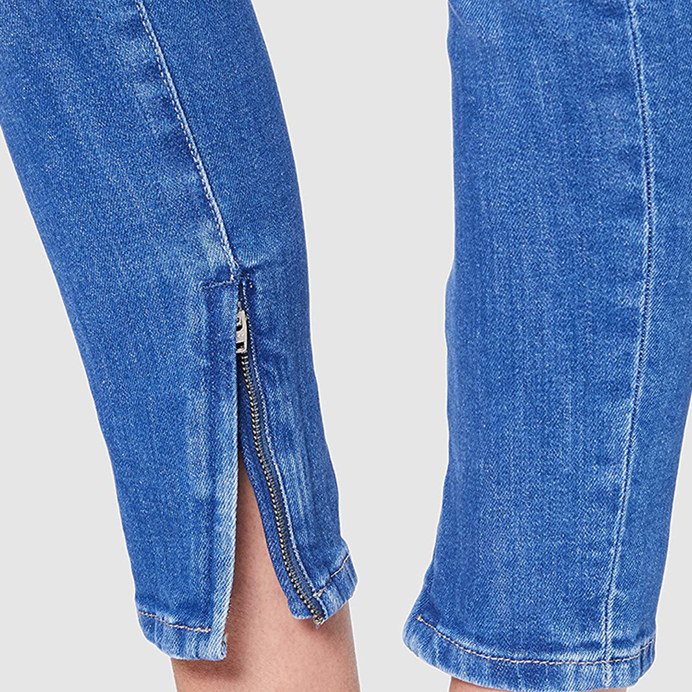 detail Pepe Jeans dámské modré džíny Cher