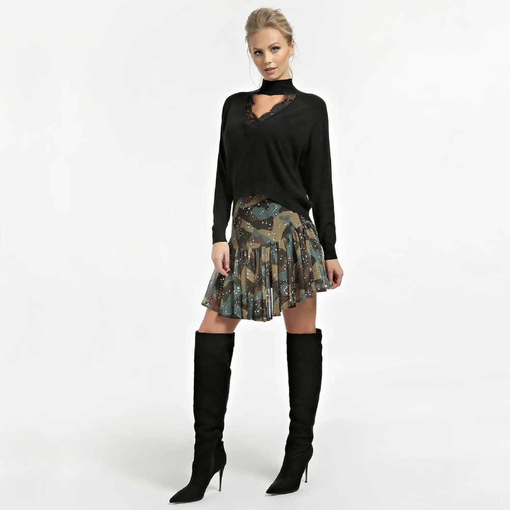 detail Guess dámský černý svetr