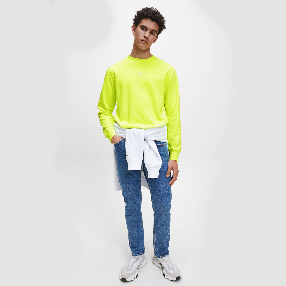 detail Calvin Klein pánská neonově žlutá mikina