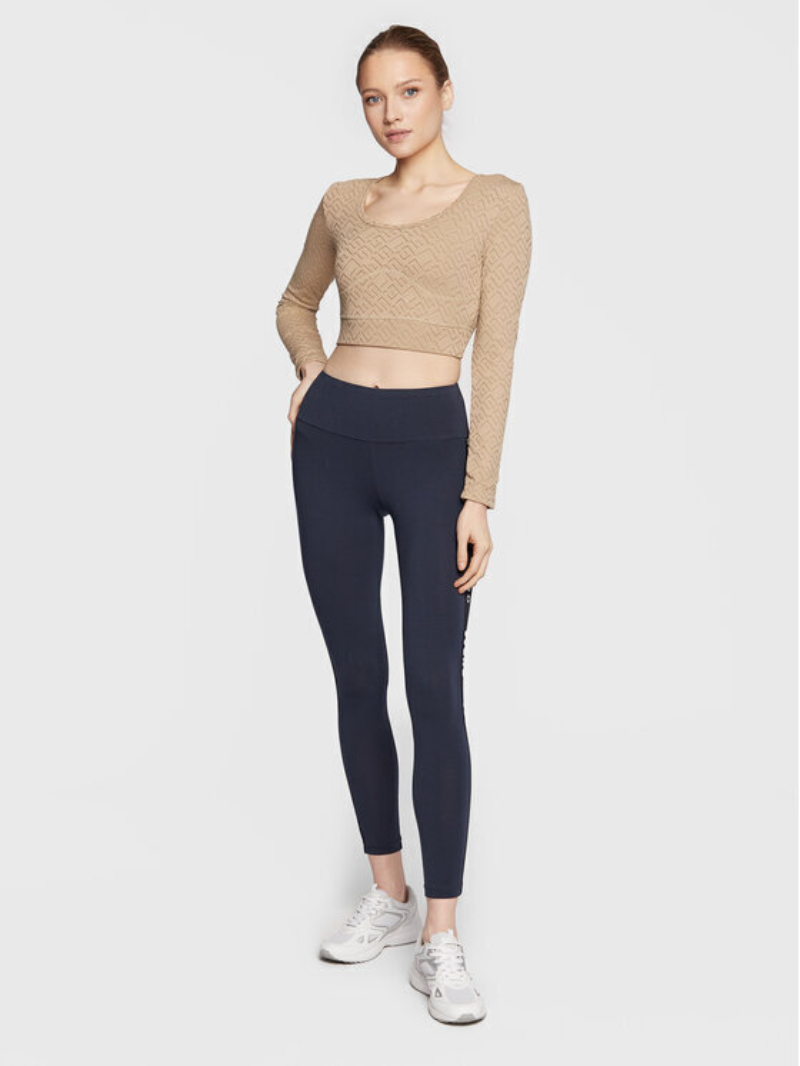 detail Guess dámský béžový sportovní top