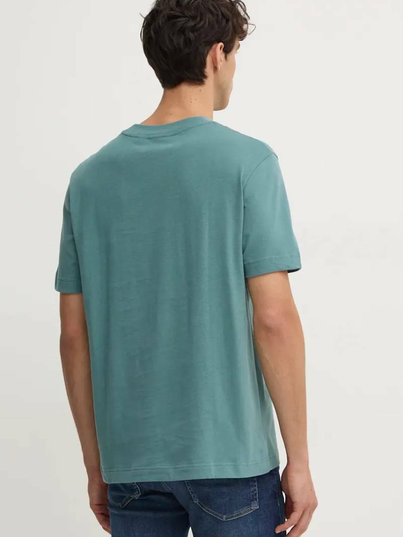 detail Calvin Klein pánské zelené tričko