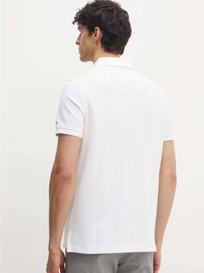 detail Tommy Hilfiger pánské bílé polo triko