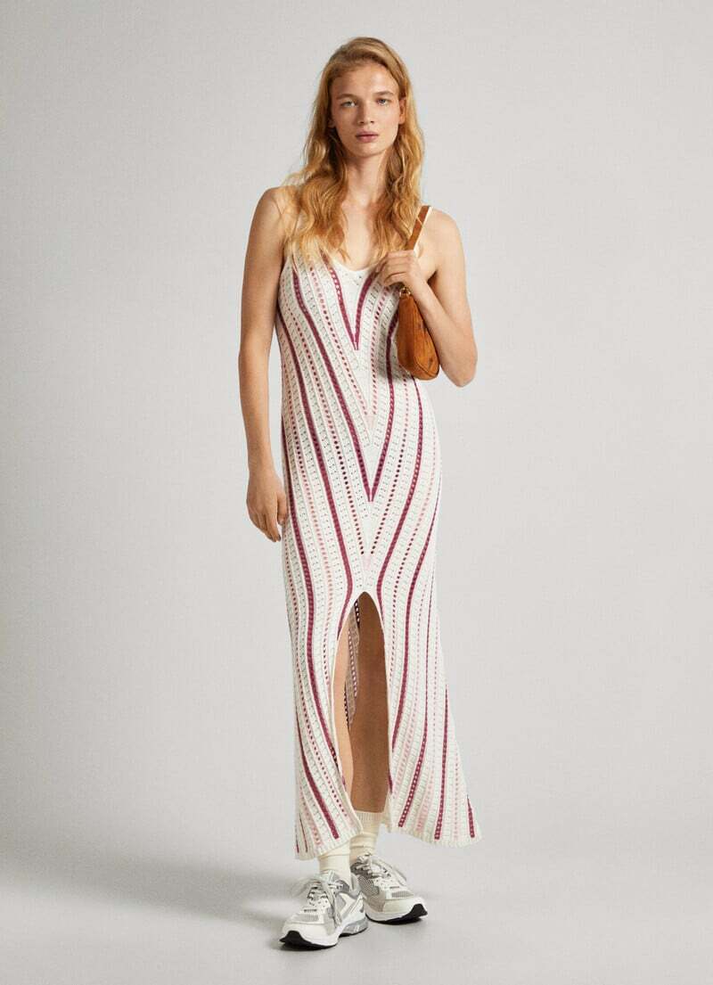 detail Pepe Jeans dámské krémové šaty GINNY