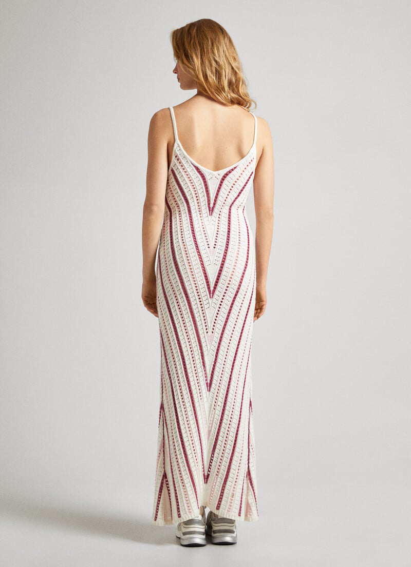 detail Pepe Jeans dámské krémové šaty GINNY