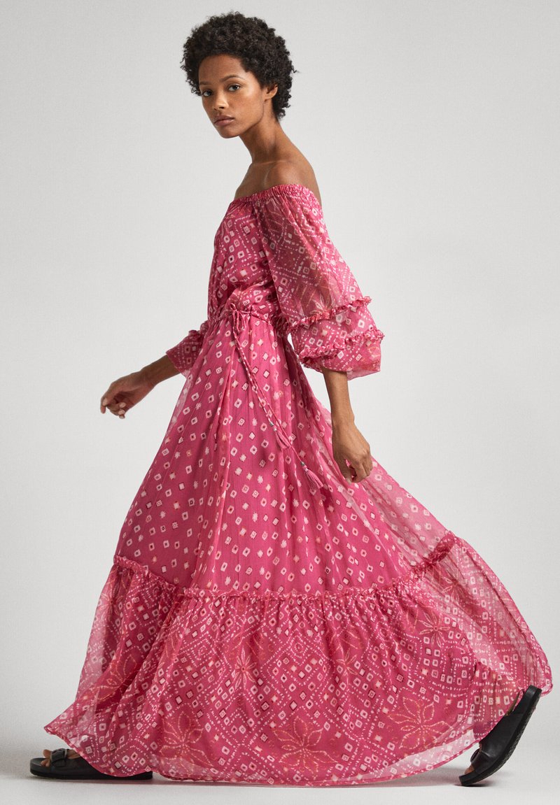 detail Pepe Jeans dámské růžové šaty MARLENE