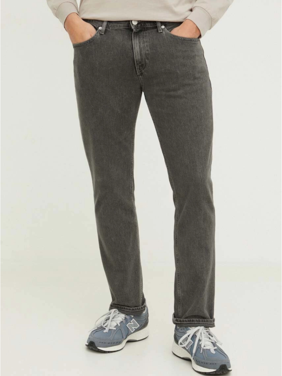 detail Tommy Jeans pánské šedé džíny