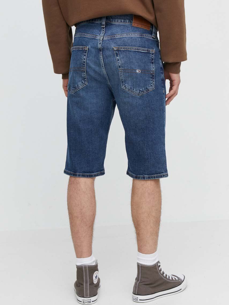 detail Tommy Jeans pánské džínové šortky