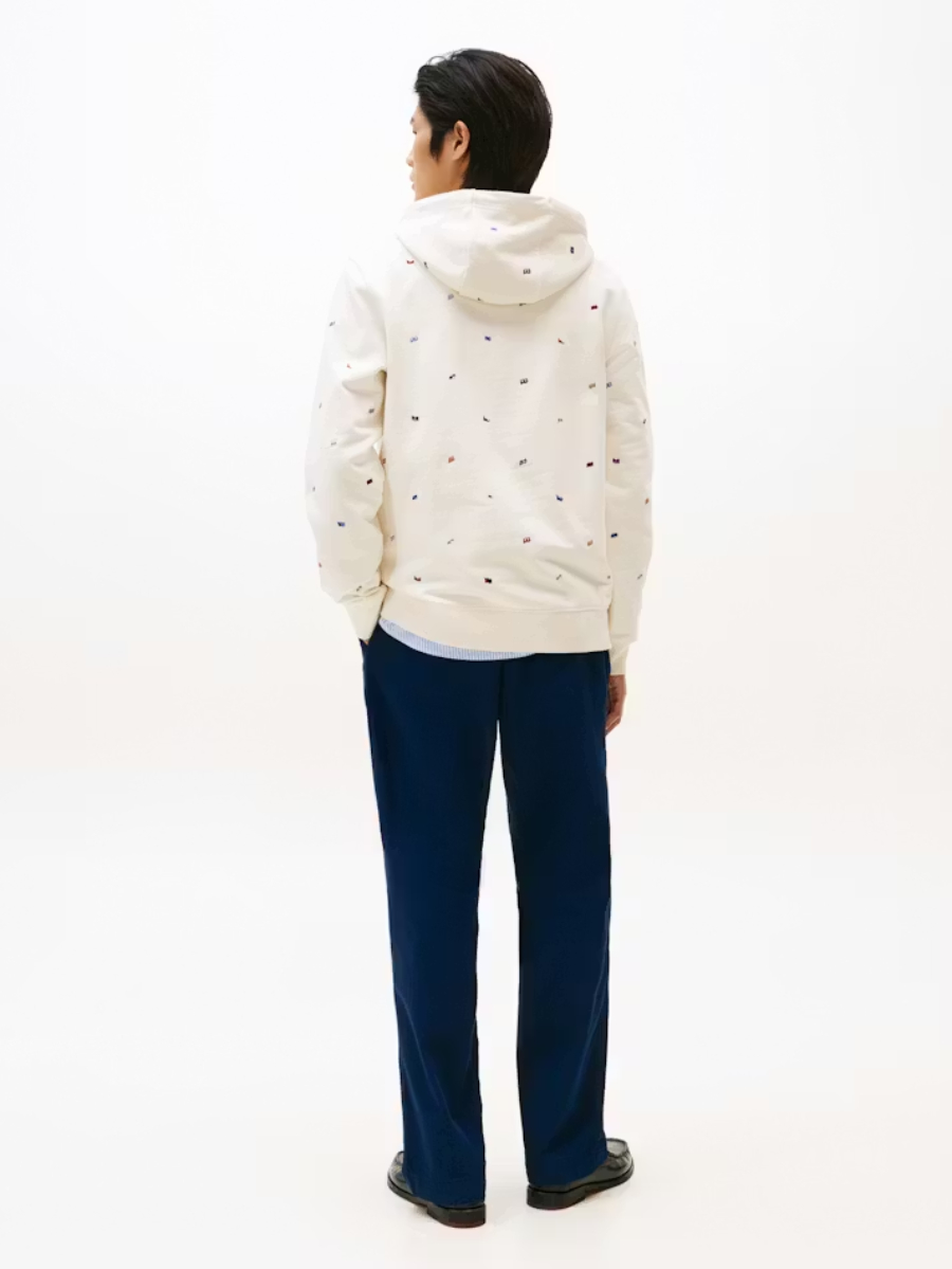 detail Tommy Hilfiger pánská krémová mikina